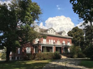 1212 Larkin